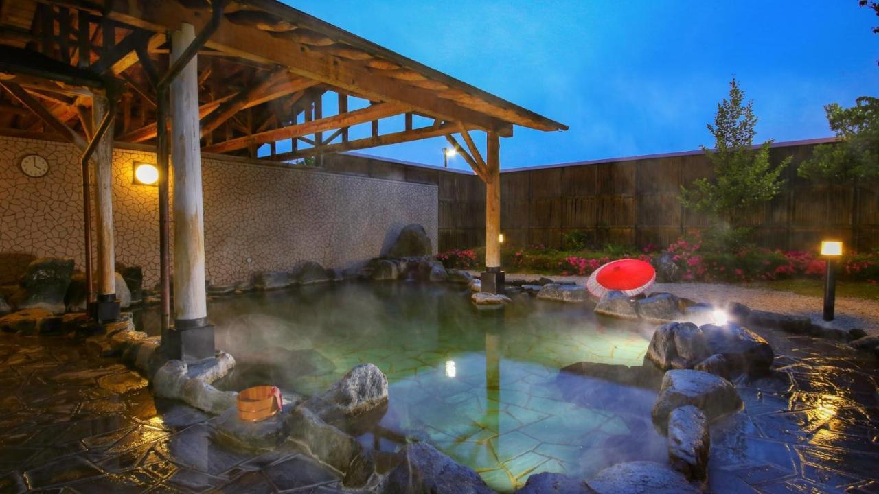 Ooedo Onsen Monogatari Aizu Hotel Bagian luar foto