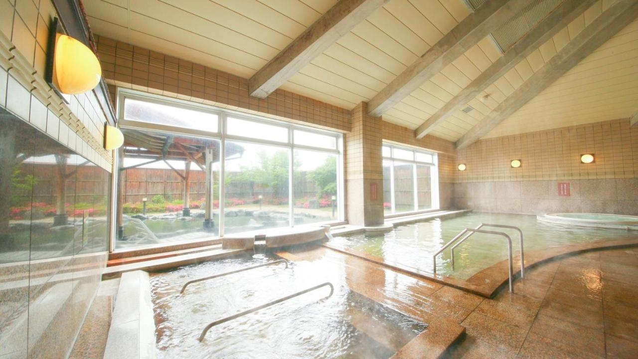 Ooedo Onsen Monogatari Aizu Hotel Bagian luar foto