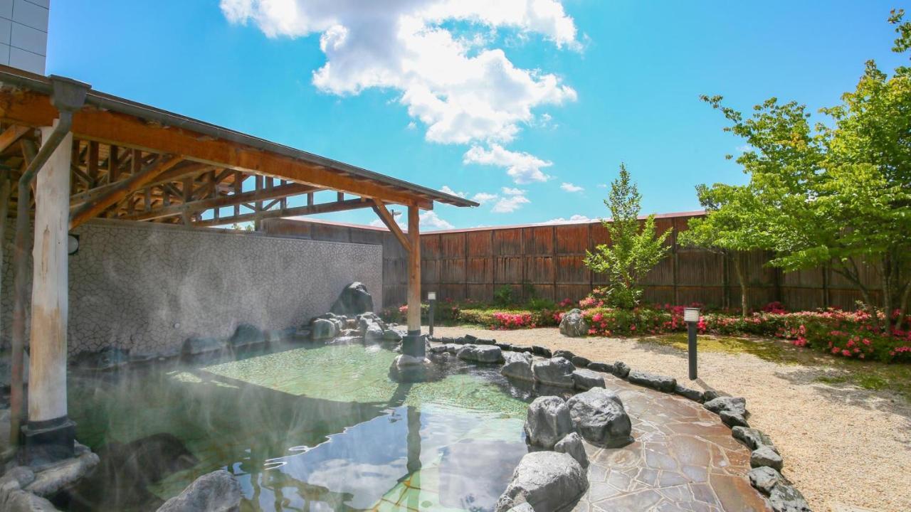 Ooedo Onsen Monogatari Aizu Hotel Bagian luar foto