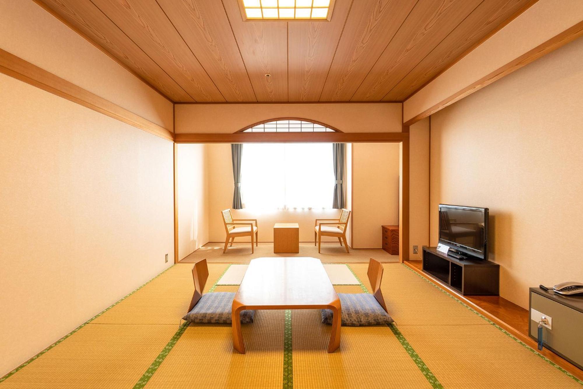 Ooedo Onsen Monogatari Aizu Hotel Bagian luar foto