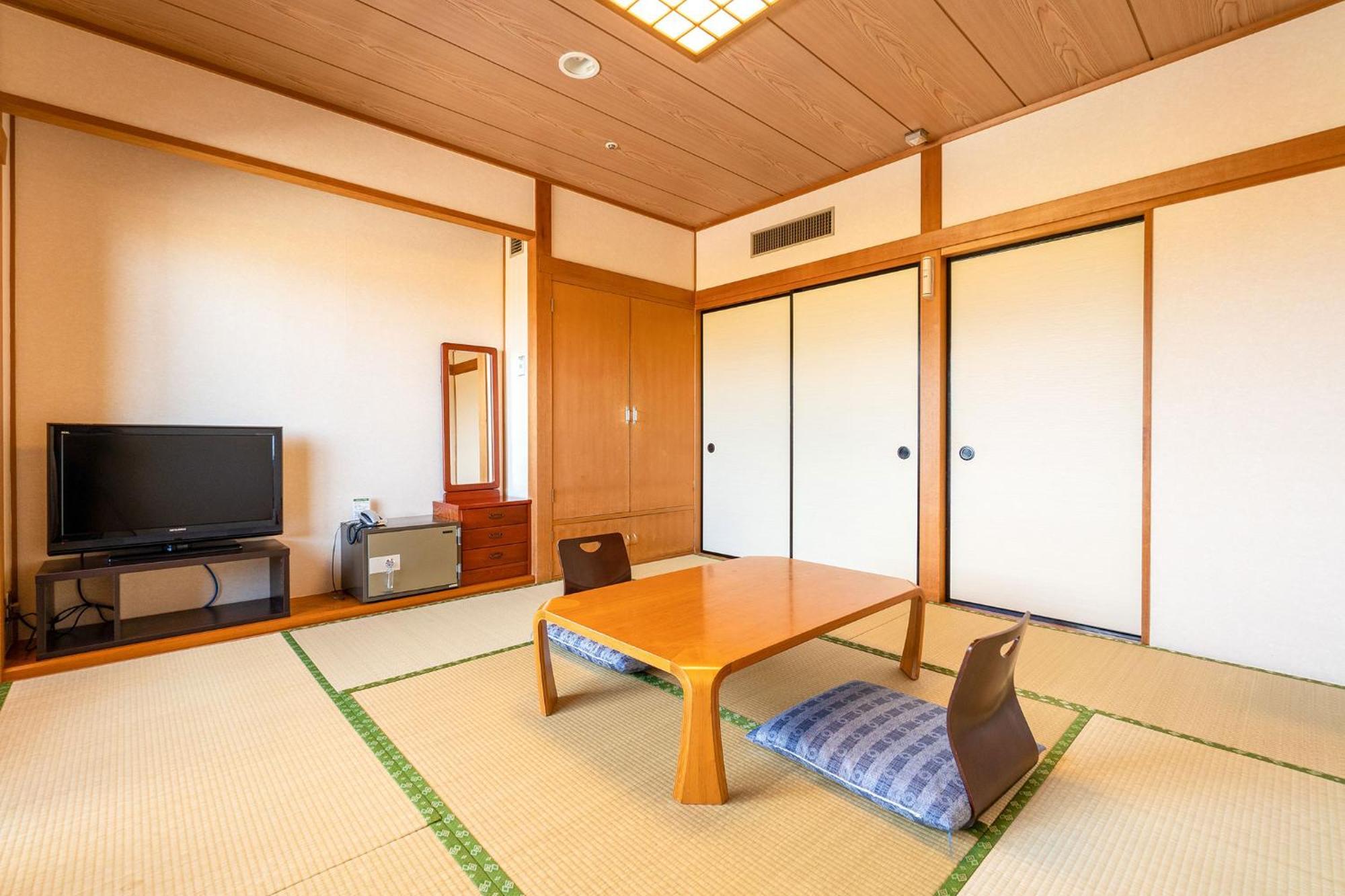 Ooedo Onsen Monogatari Aizu Hotel Bagian luar foto