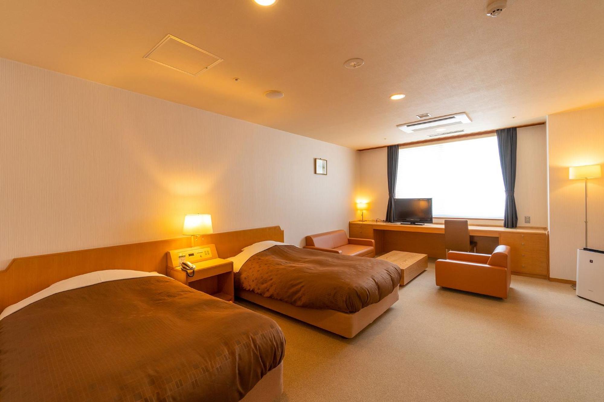 Ooedo Onsen Monogatari Aizu Hotel Bagian luar foto