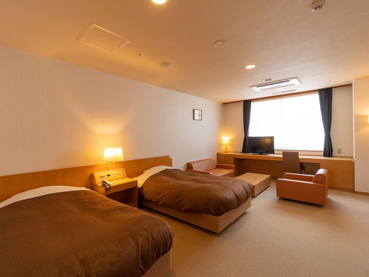 Ooedo Onsen Monogatari Aizu Hotel Bagian luar foto